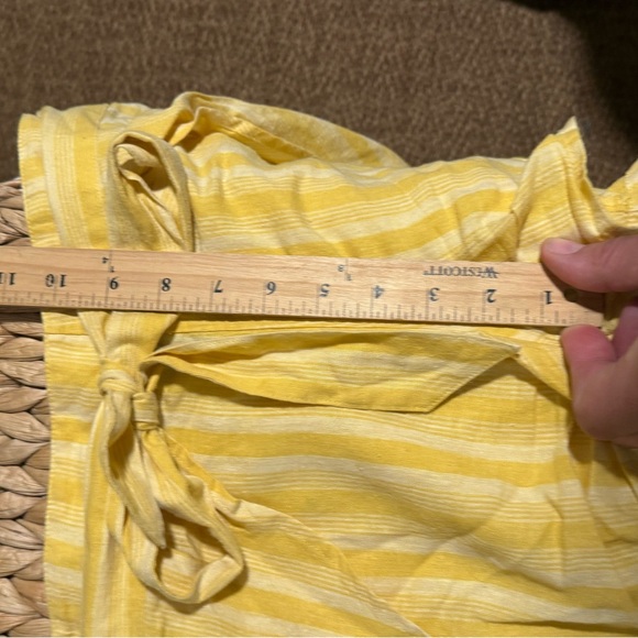 Patagonia Yellow Striped Shorts with tie front and hemp blend sz S - Picture 6 of 9